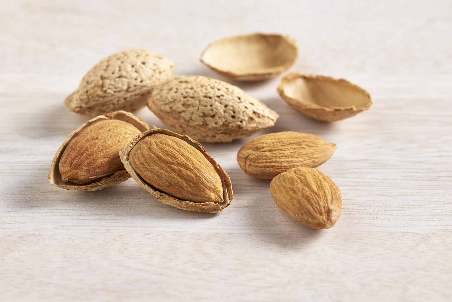 Health Benefits Of Adding Almonds Into Daily Fitness Regime – Blog