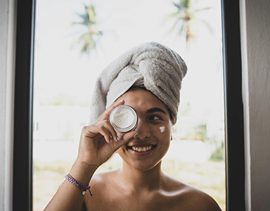 A good eye cream really help you avoid eyelid surgery? New science points to yes