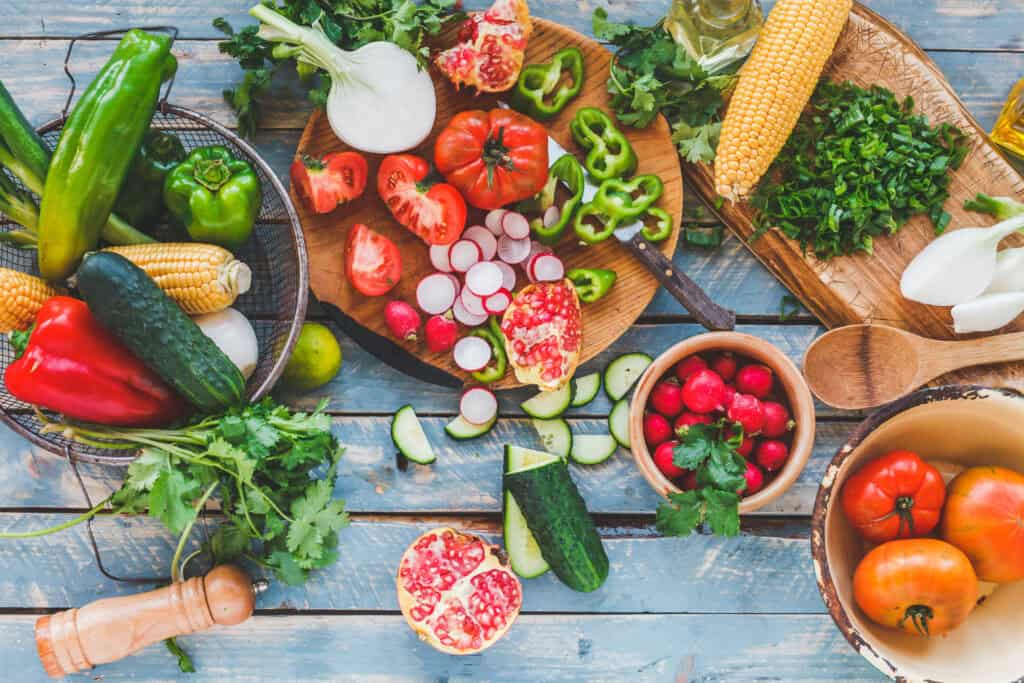 Use This Genius “Half-Plate Veg” Dinner Hack To Cut Calories And Add Nutrients