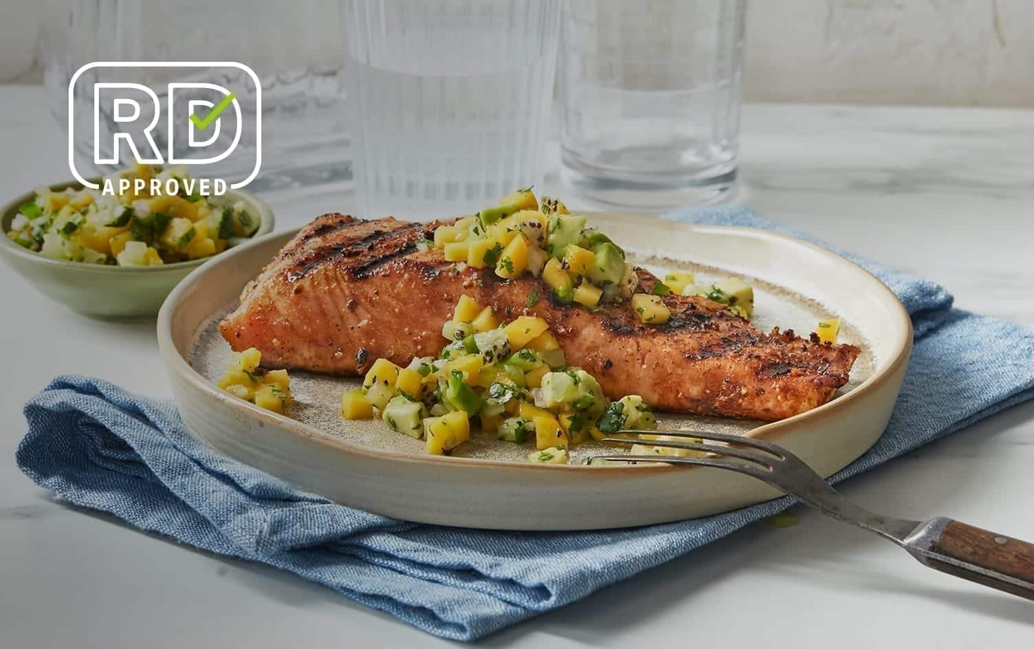Grilled Salmon With Spicy Mango Salsa | Recipes